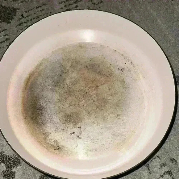 Vintage  ROYAL Dansk Enamelware | Skillet | Made in France - Picture 4 of 7